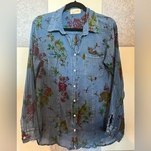 Women’s Blue Floral Blouse